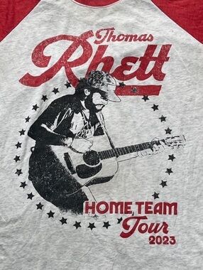 Thomas Rhett Preowned Medium 3/4 Sleeve T-shirt